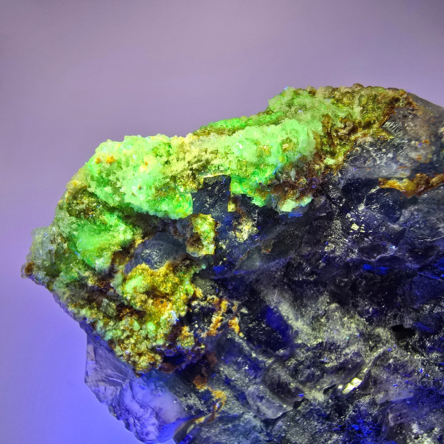 Fluorite fantôme, hexagonal, Muscovite, Opale hyalite Erongo, Namibie 74*49*57mm #12669