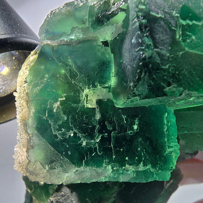 Grand fantôme de fluorine, matrice de quartz, inclusions vertes Okorusu Namibie 100*77*37mm #12673