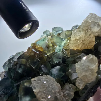 Große Phantom Fluorit, Quarz Stufe, grün parkettiert Okorusu, Namibia 128*109*44mm #12674