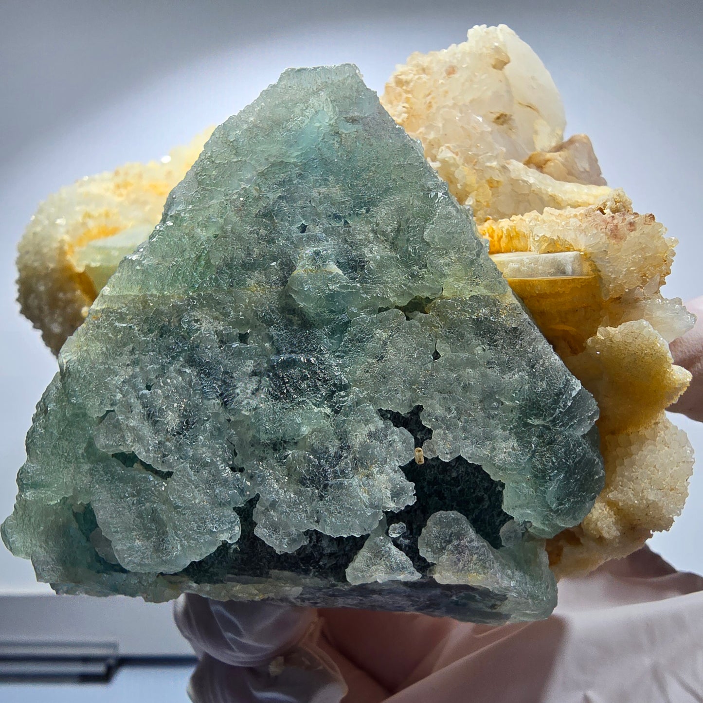 Große Phantom Fluorit, hexagonal, Quarz Stufe Omehane, Namibia 137*99*70mm #12678