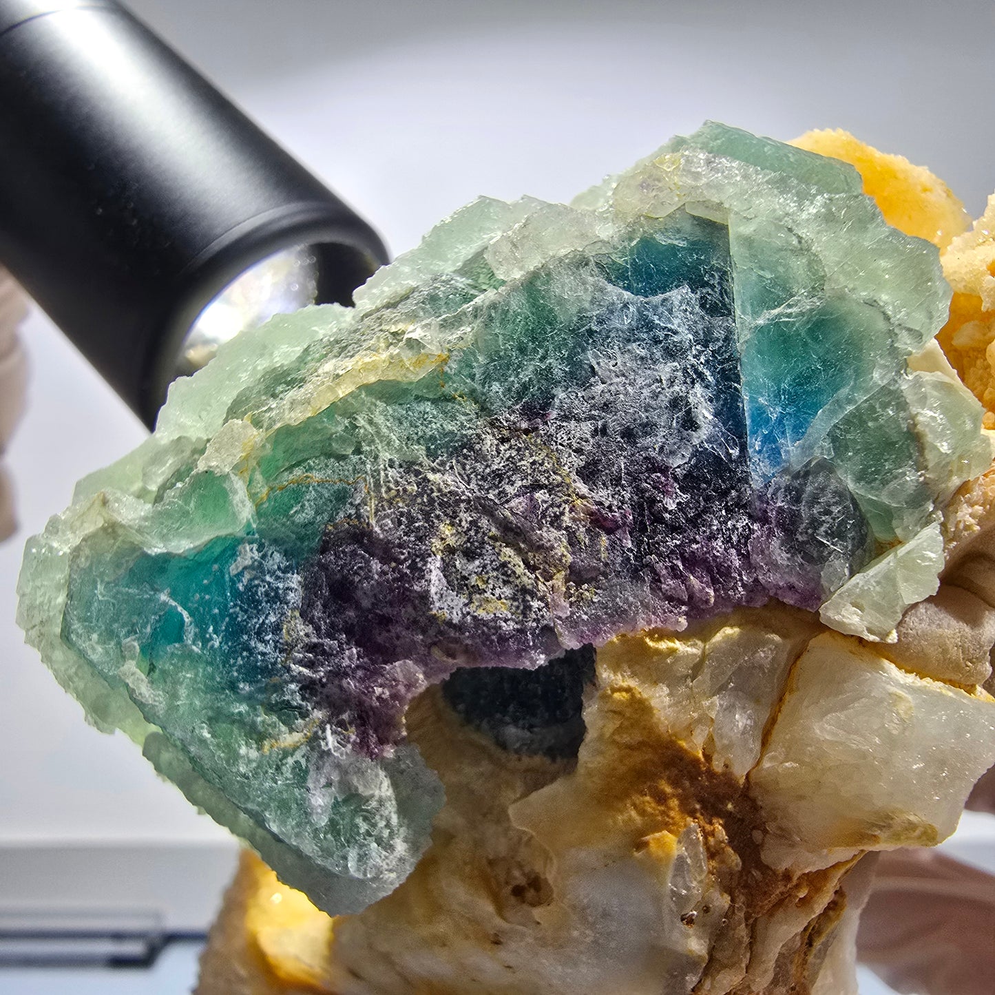Große Phantom Fluorit, hexagonal, Quarz Stufe Omehane, Namibia 137*99*70mm #12678