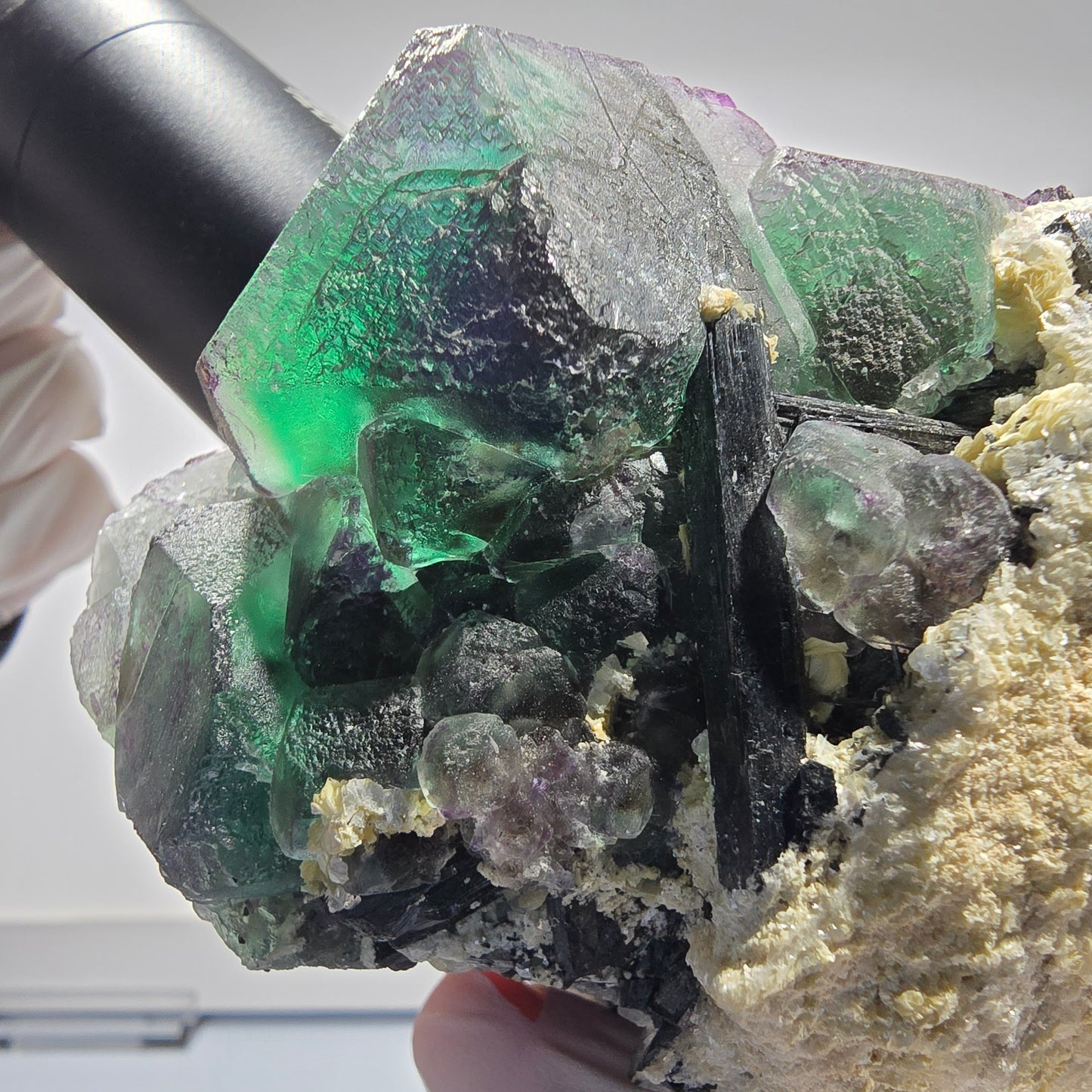 Große Fluorit, Rauchquarz, Schörl Turmalin, Hyalit, Muskovit Okorusu, Namibia 87*90*77mm #12679