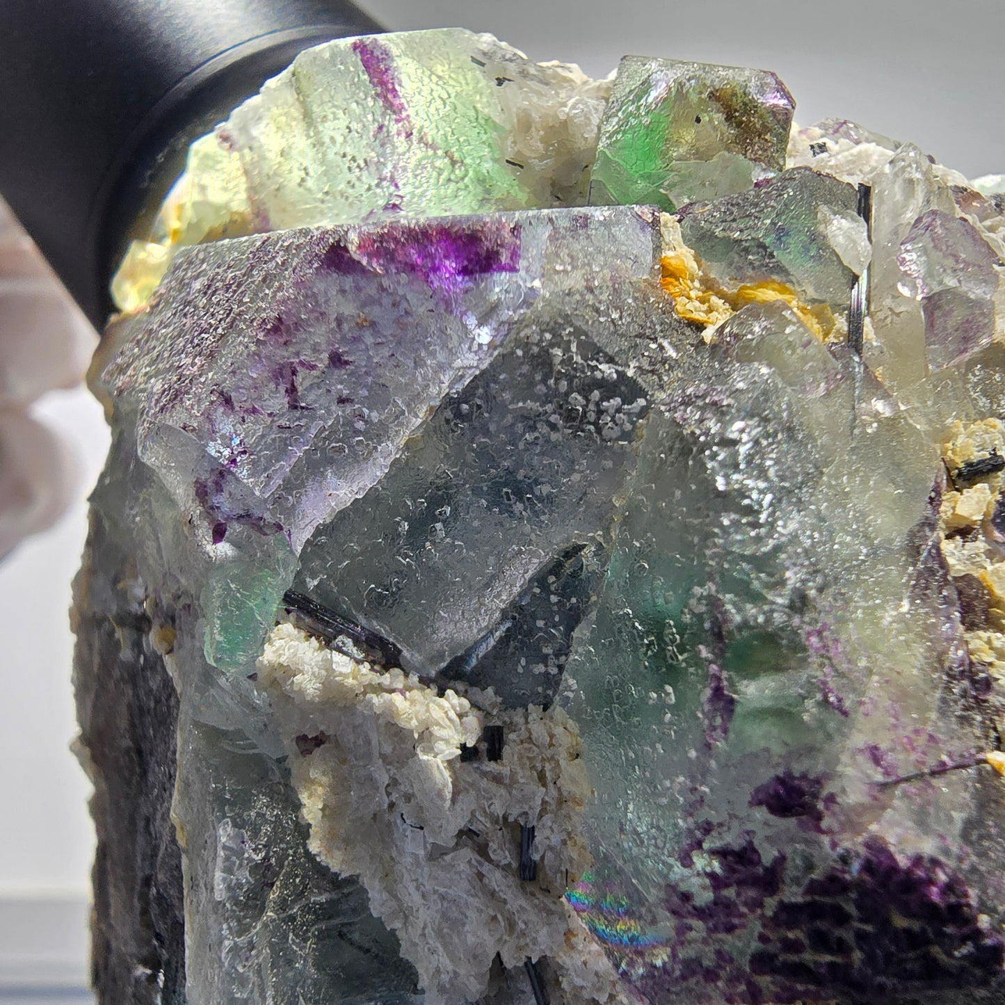Große Fluorit, Rauchquarz, Schörl Turmalin, Hyalit, Muskovit Okorusu, Namibia 87*90*77mm #12679