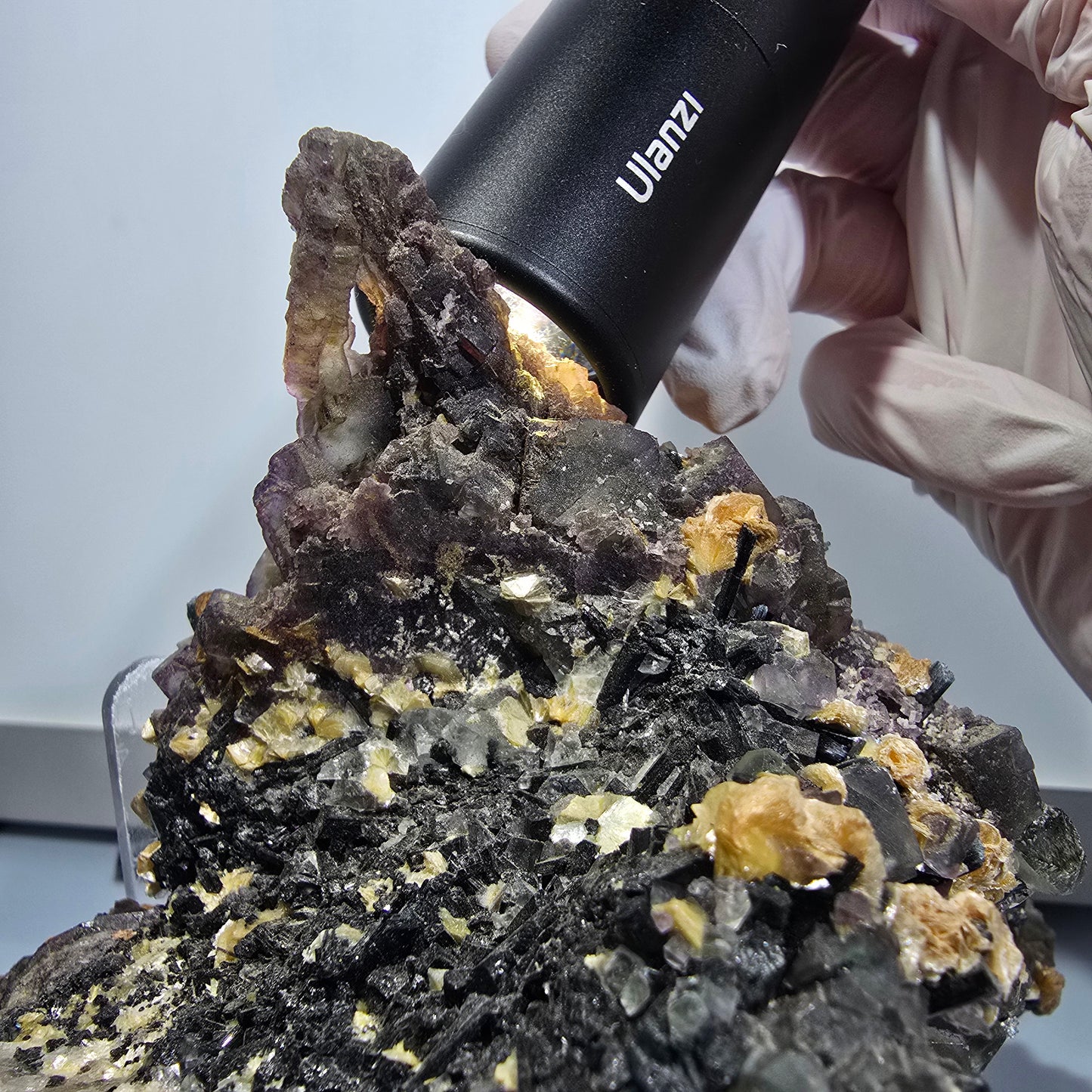 XXL Fluorite fantôme multicolore, Tourmaline schorl, Muscovite sur gangue Erongo, Namibie 151*86*131mm #12689