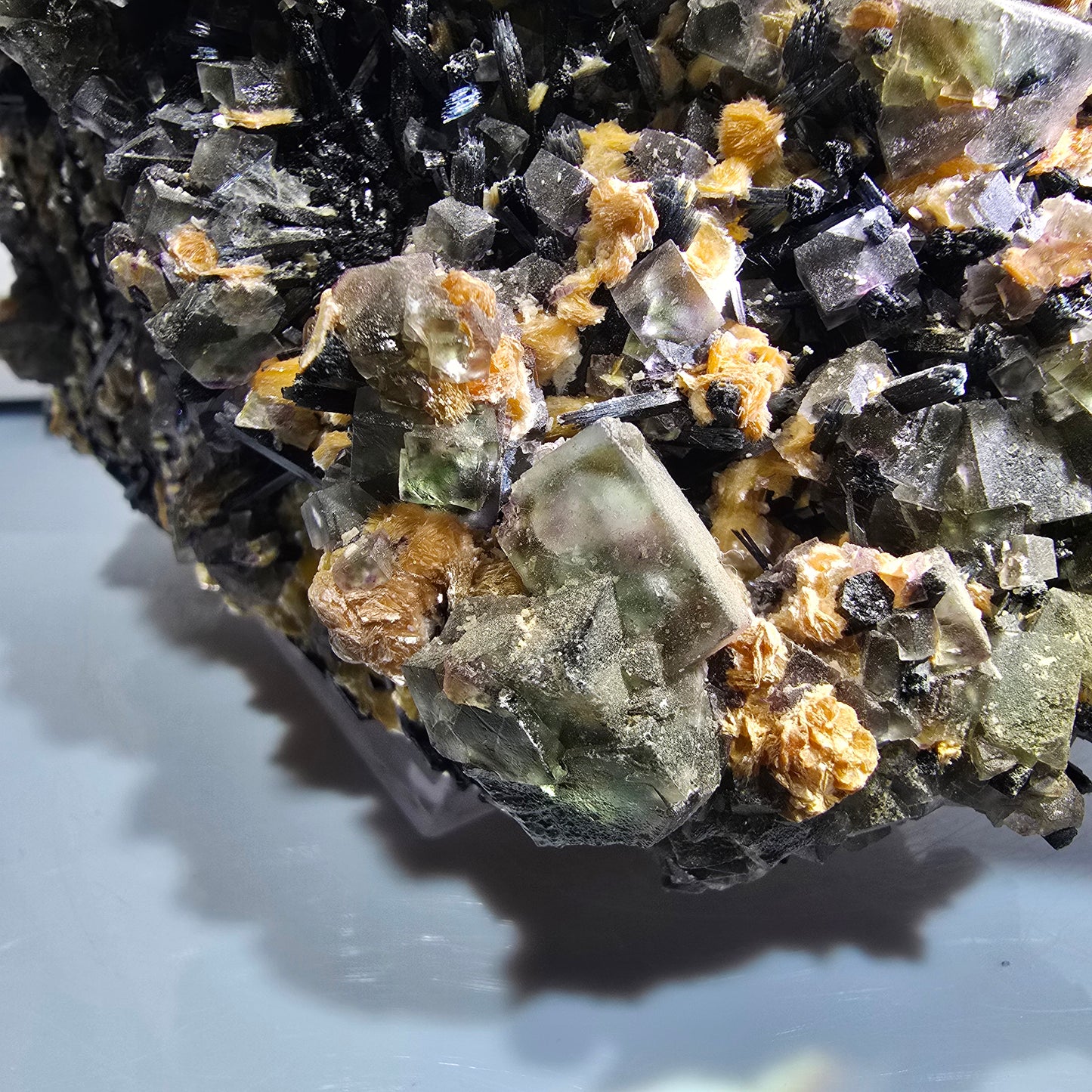 XXL Fluorite fantôme multicolore, Tourmaline schorl, Muscovite sur gangue Erongo, Namibie 151*86*131mm #12689