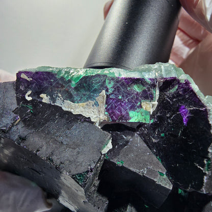Grand spécimen de fluorite fantôme cubique, violet vert 11:11 Angel Pocket, Namibie 10*100*35mm #12695