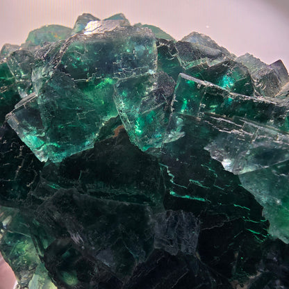 XXL Cube de Fluorine Phantom, parqueté, vert Okorusu Namibie 170*116*54mm #12697