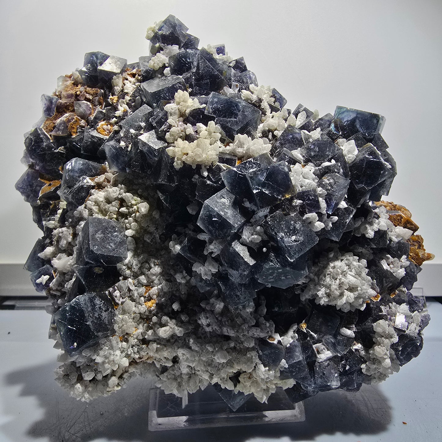 XXL Phantom Fluorite Cube, Quartz Stage, purple-green Okorusu, Namibia 192*160*107mm #12700