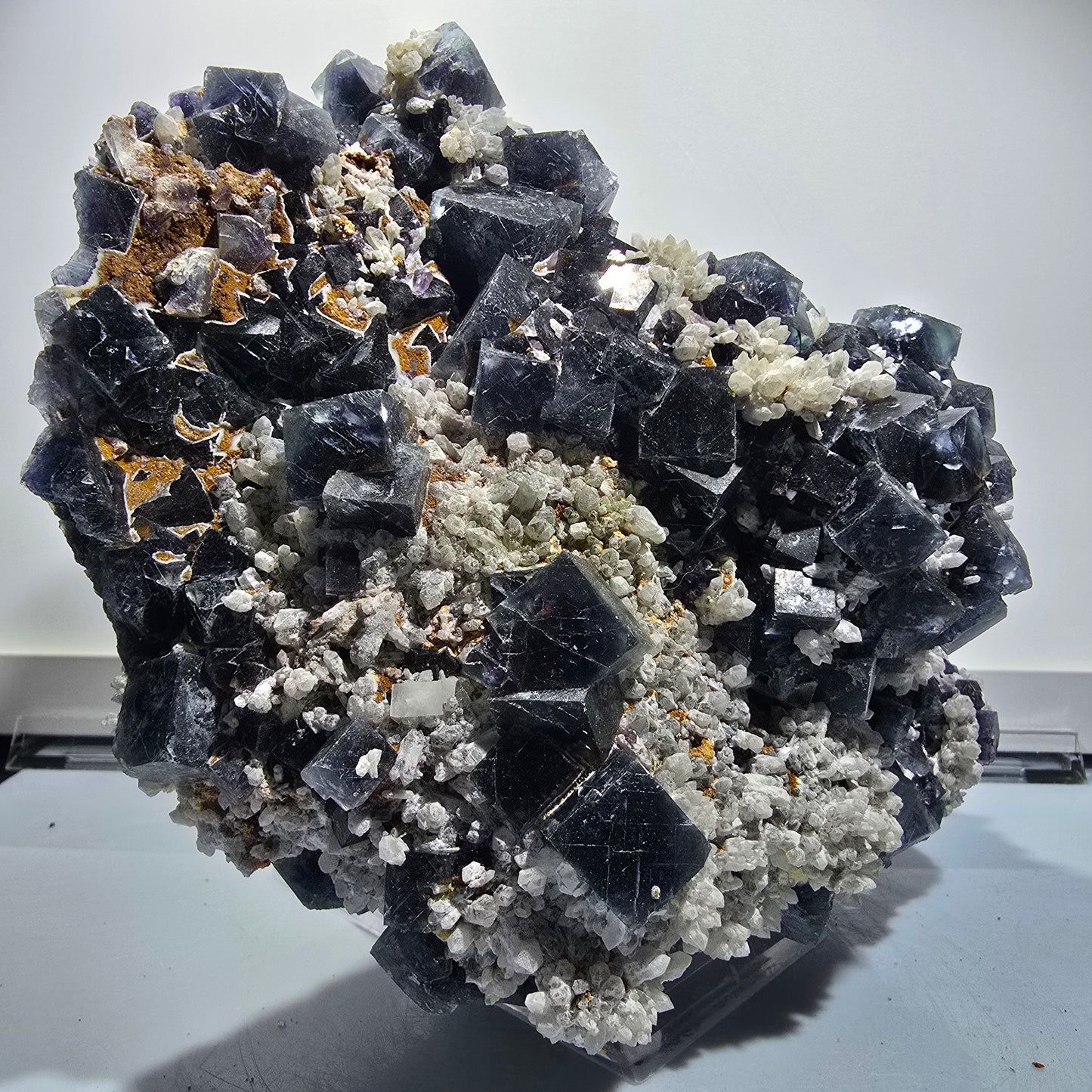 XXL Phantom Fluorite Cube, Quartz Stage, purple-green Okorusu, Namibia 192*160*107mm #12700