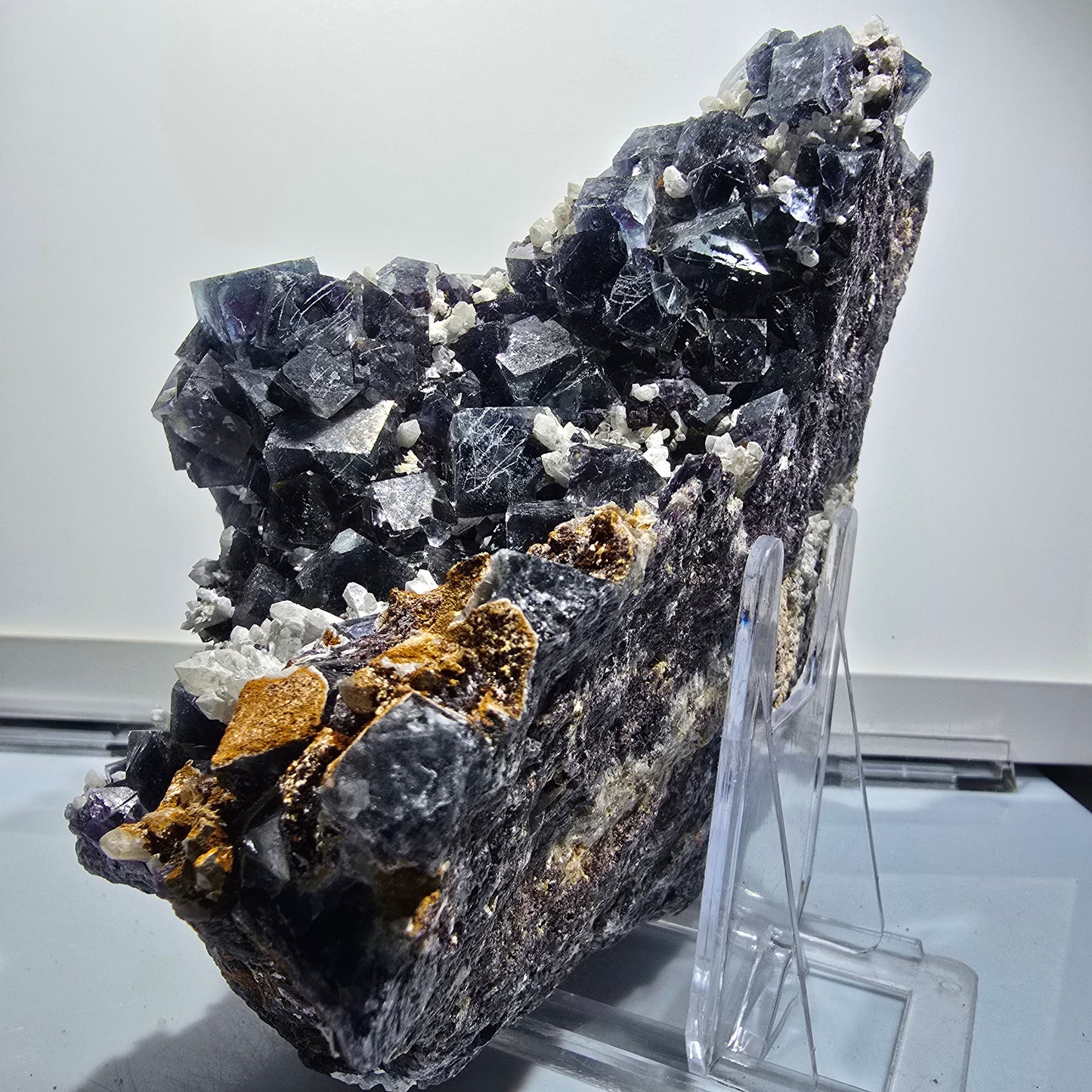 XXL Phantom Fluorite Cube, Quartz Stage, purple-green Okorusu, Namibia 192*160*107mm #12700