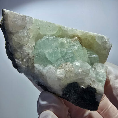 Prehnit, Calcit Würfel, Quarz auf Matrix Goboboseb, Namibia 67*32*28mm #12728