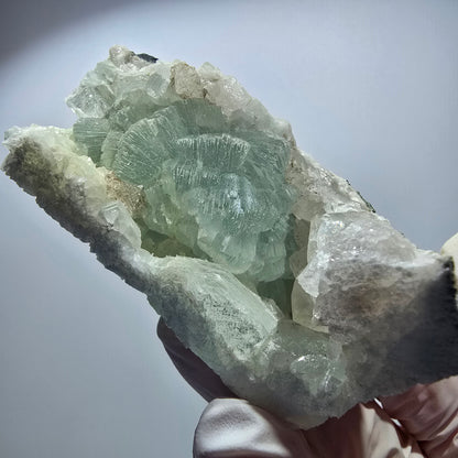Prehnit, Calcit Würfel, Quarz auf Matrix Goboboseb, Namibia 67*32*28mm #12728