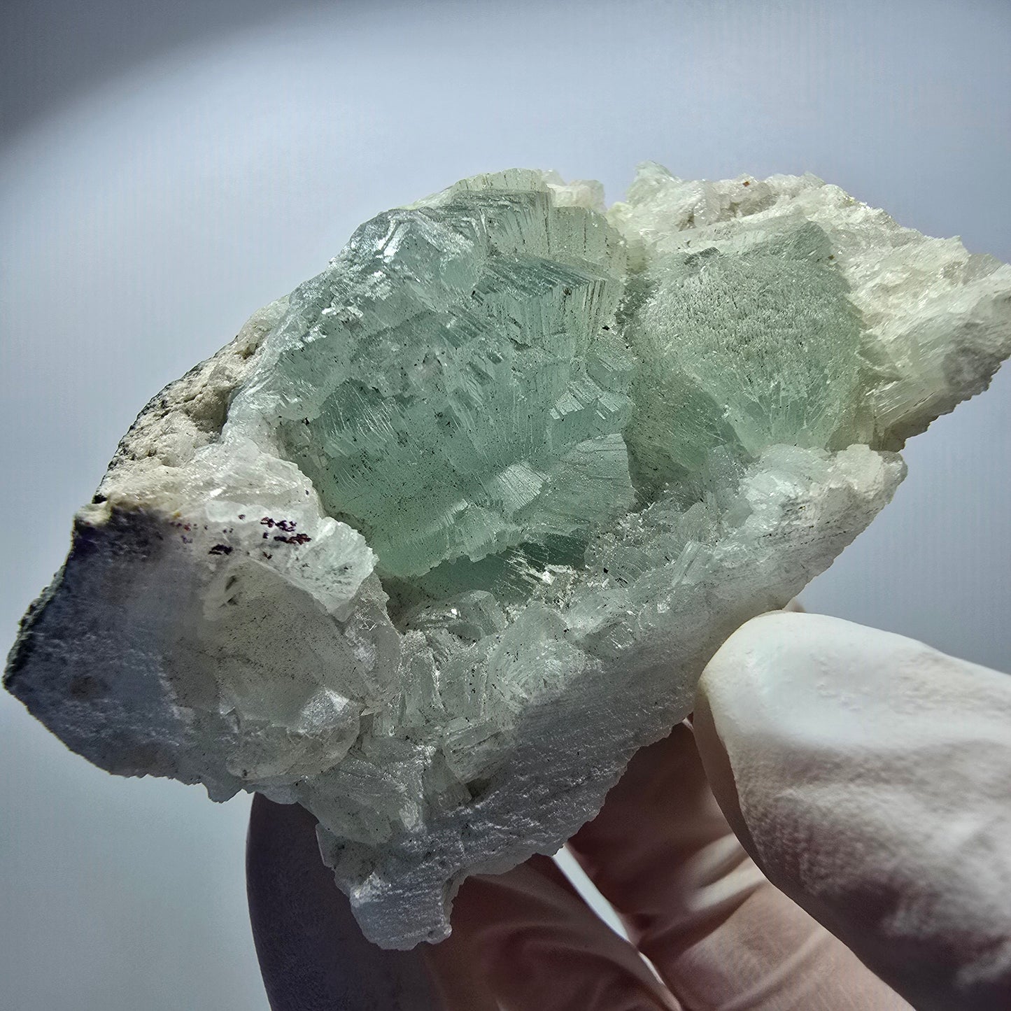 Prehnit Kugel, Quarz Spitzen auf Matrix Stufe Goboboseb, Namibia 68*52*38mm #12739