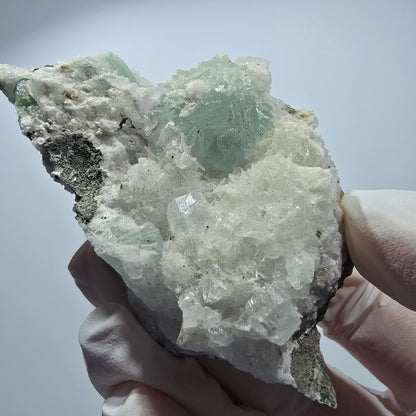 Prehnit Kugel, Calcit Würfel, Quarz auf Matrix Goboboseb, Namibia 88*51*28mm #12747