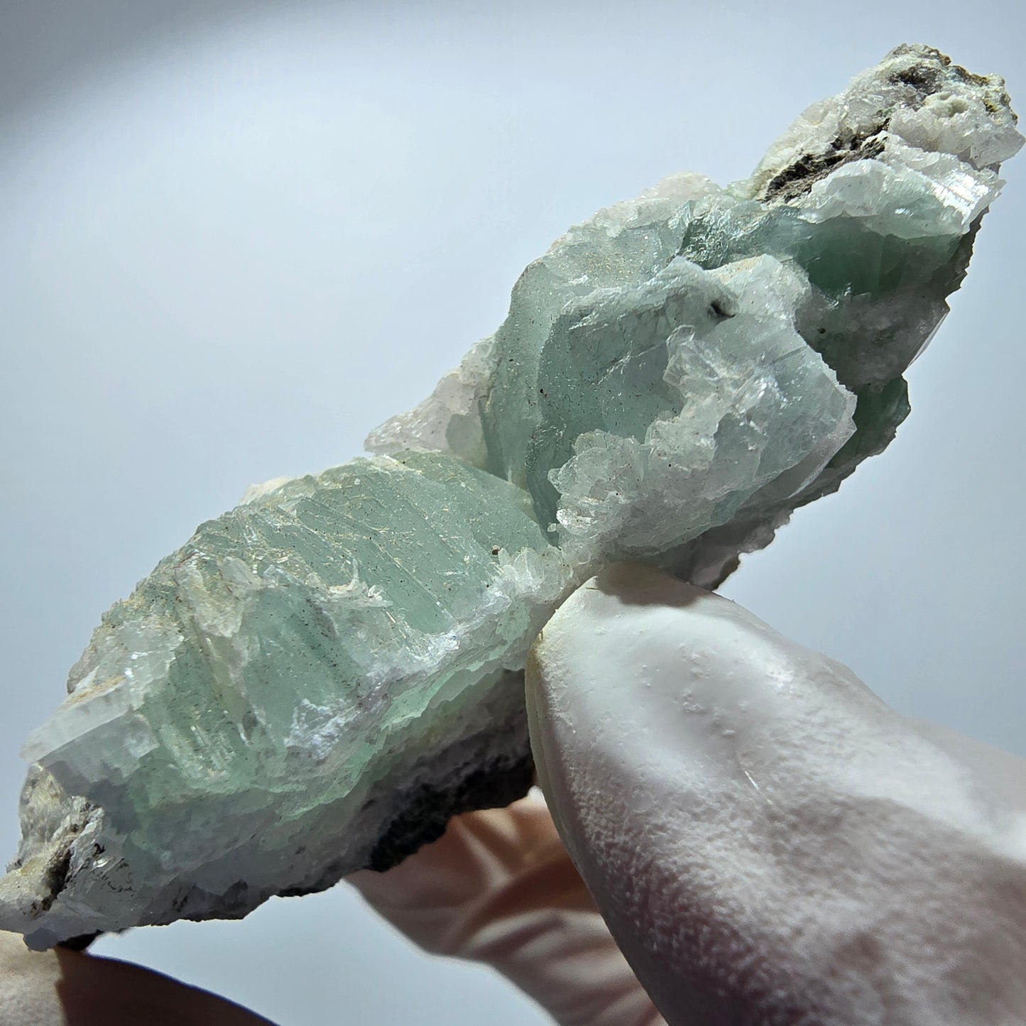 Prehnit Kugel, Calcit Würfel, Quarz auf Matrix Goboboseb, Namibia 88*51*28mm #12747
