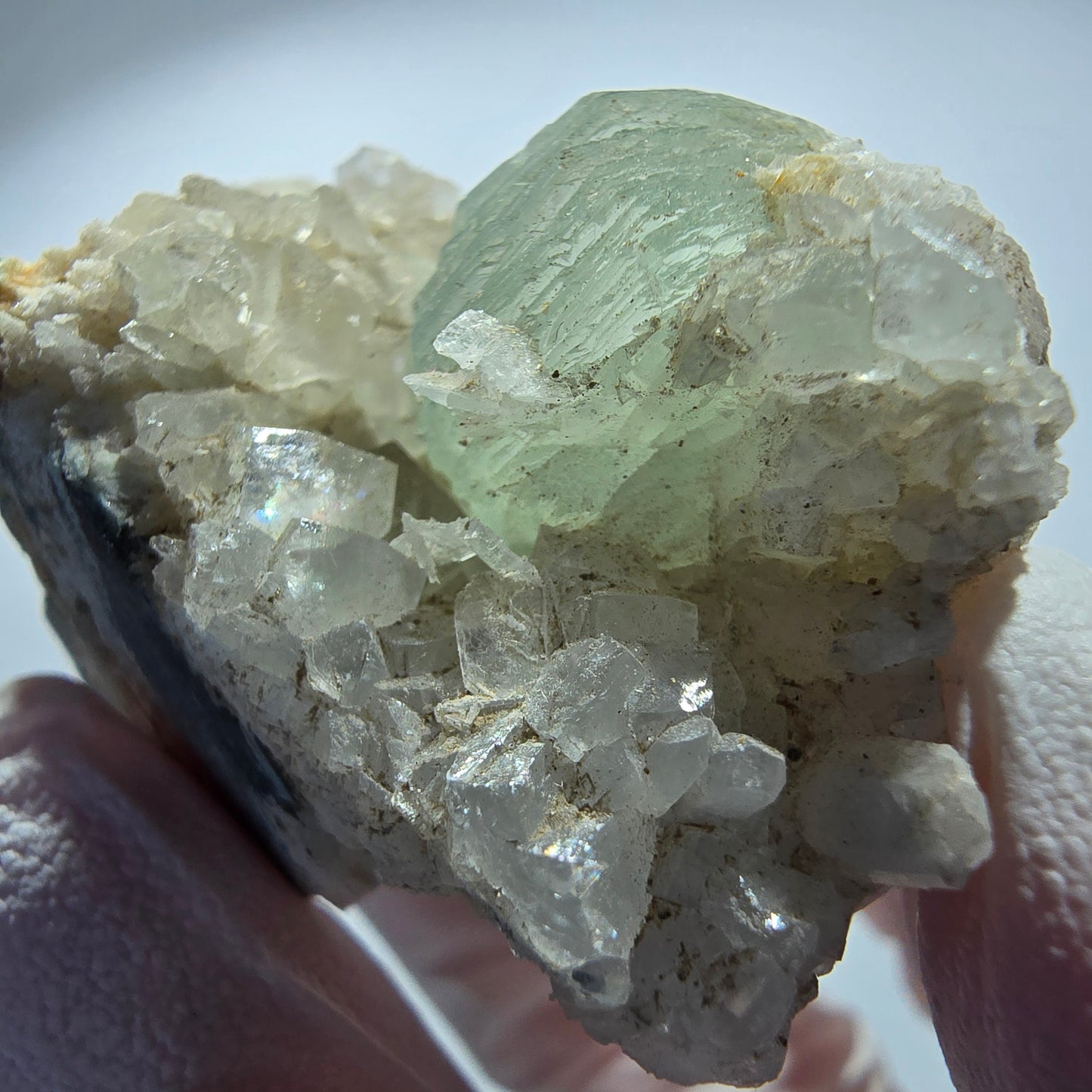 Prehnit Kugel, Calcit Würfel, Quarz auf Matrix Goboboseb, Namibia 59*38*26mm #12756