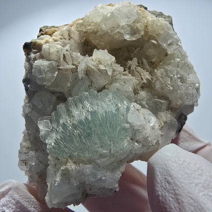Prehnit Kugel, Calcit Würfel, Quarz auf Matrix Goboboseb, Namibia 59*38*26mm #12756