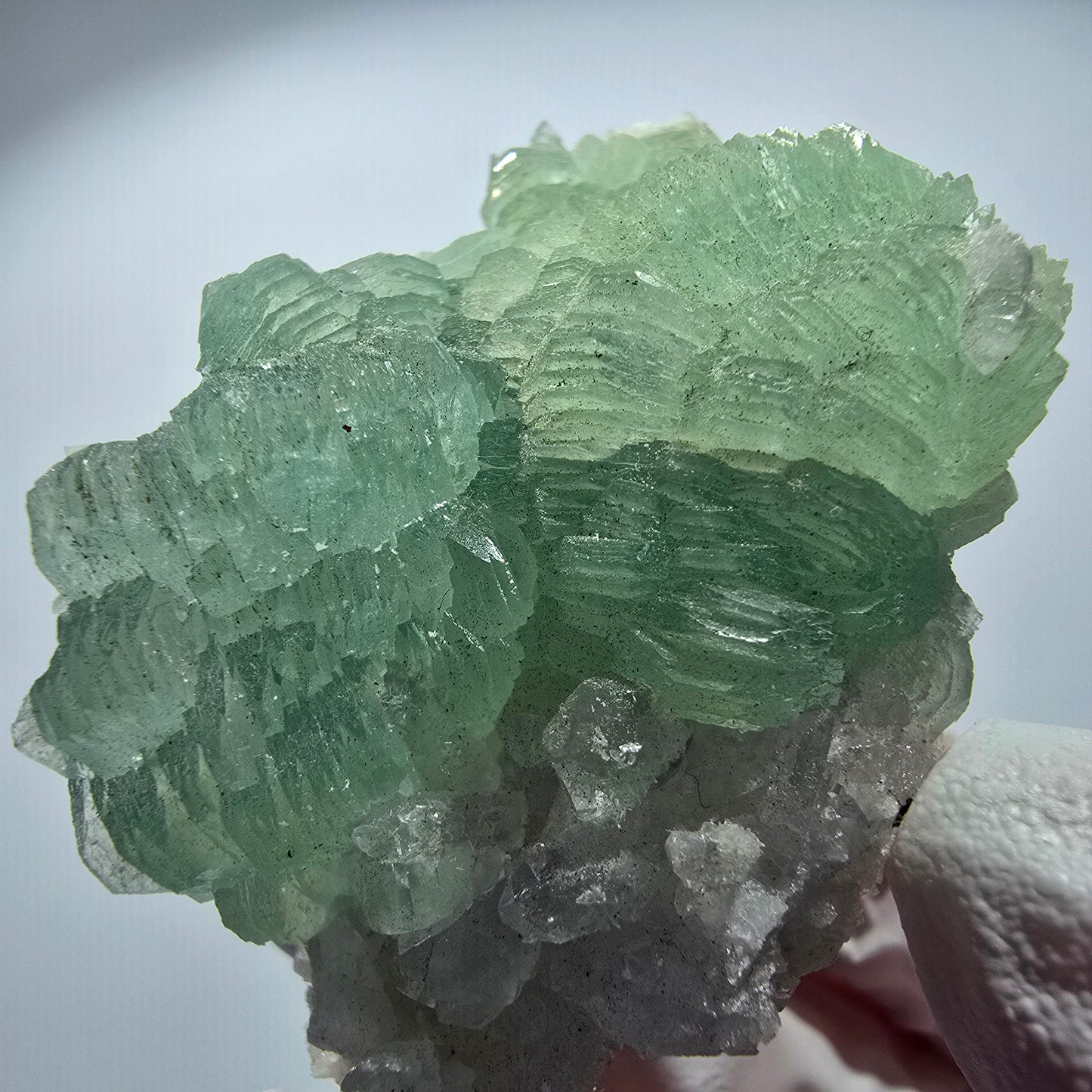 Prehnit Kugel, Calcit Würfel, Quarz auf Matrix Goboboseb, Namibia 59*36*30mm #12760