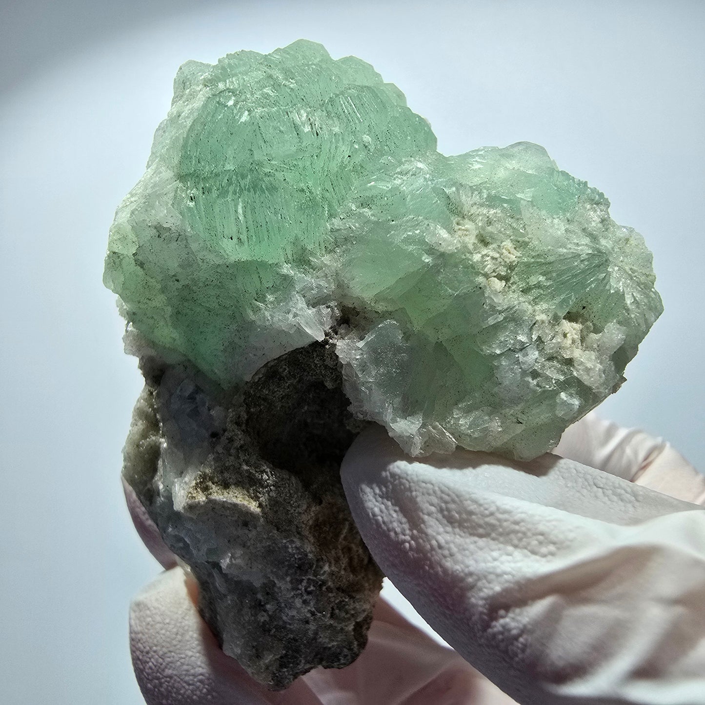Sphère de Prehnite, Cube de Calcite, Quartz sur Matrice Goboboseb, Namibie 67*42*52mm #12763