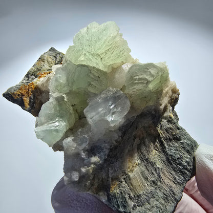 Prehnit Kugel, Calcit Würfel, Quarz auf Matrix Goboboseb, Namibia 74*41*35mm #12765