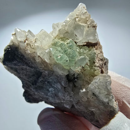 Prehnit Kugel, Calcit Würfel, Quarz auf Matrix Goboboseb, Namibia 49*34*30mm #12774