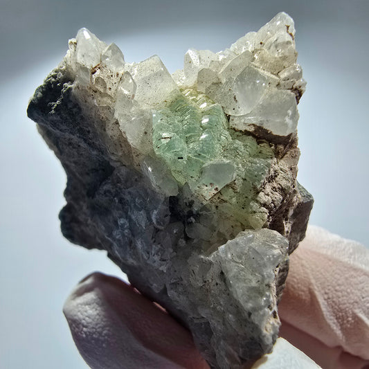 Prehnit Kugel, Calcit Würfel, Quarz auf Matrix Goboboseb, Namibia 49*34*30mm #12774