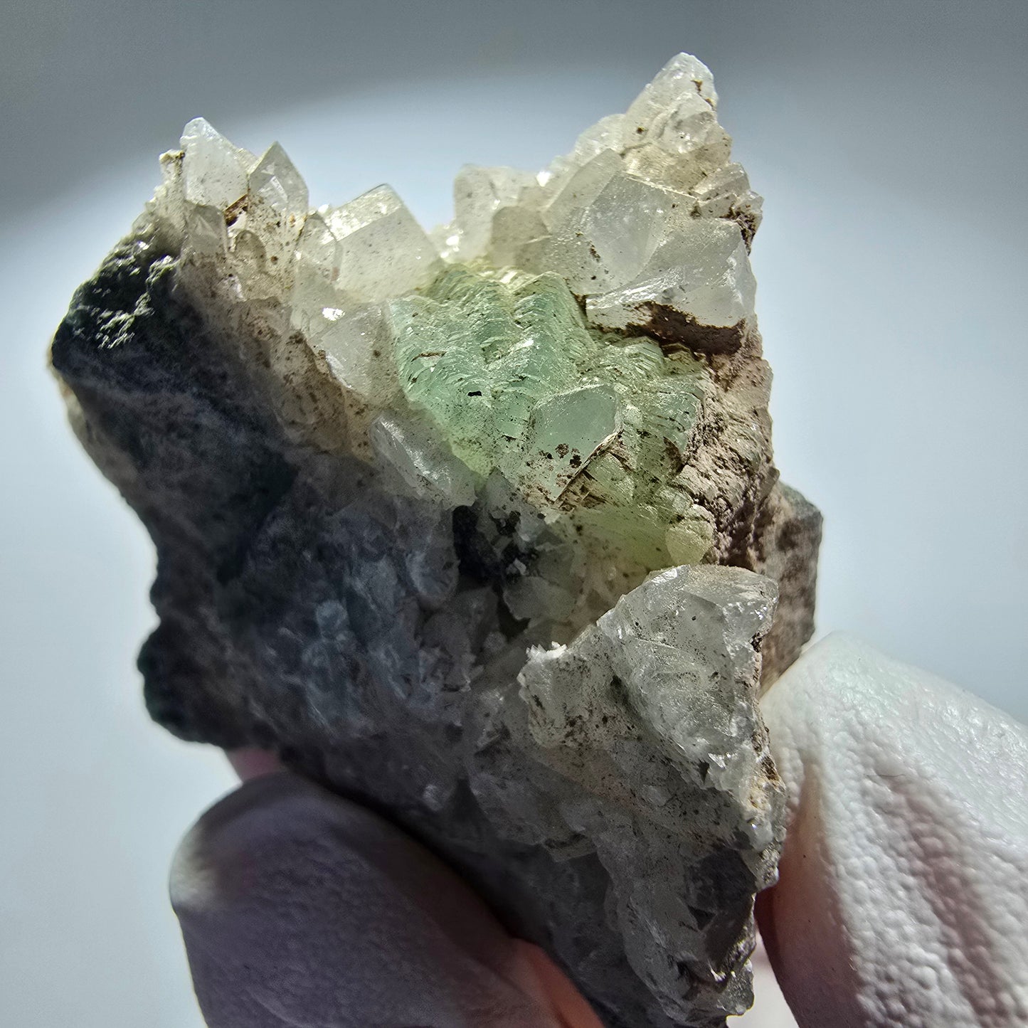 Prehnit Kugel, Calcit Würfel, Quarz auf Matrix Goboboseb, Namibia 49*34*30mm #12774