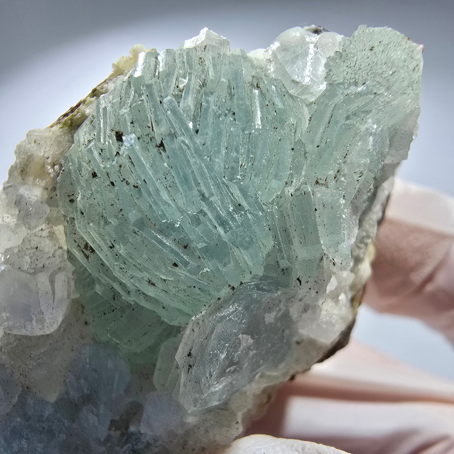 Prehnit Kugel, Calcit Würfel, Quarz auf Matrix Goboboseb, Namibia 62*26*25mm #12781