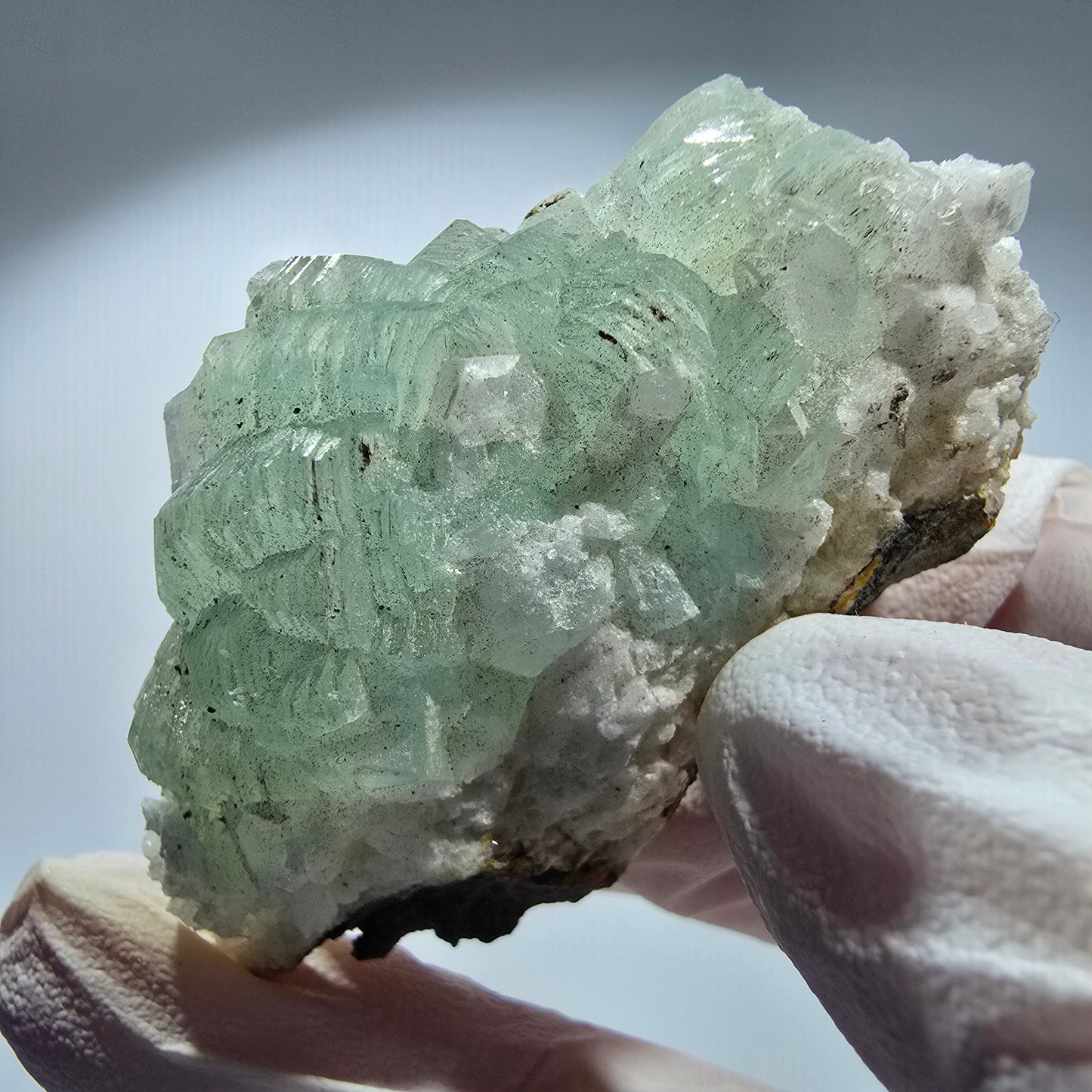 Prehnit Kugel, Calcit Würfel, Quarz auf Matrix Goboboseb, Namibia 57*36*23mm #12784