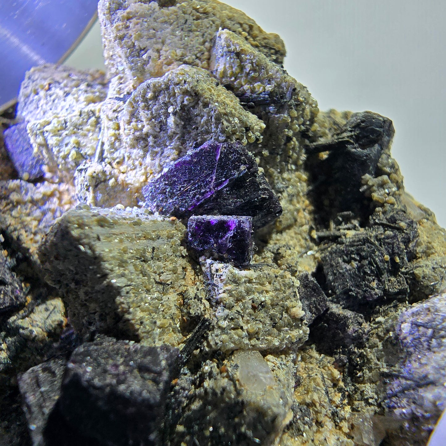 Fluorite, Goshenite, Tourmaline Schorl, Orthose Muscovite Erongo Namibie 51*44*29mm #12786