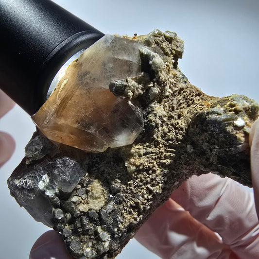 Muskovit, Rauchquarz, Schörl Turmalin, Hyalit Opal Erongo Namibia 62*47*25mm #12802