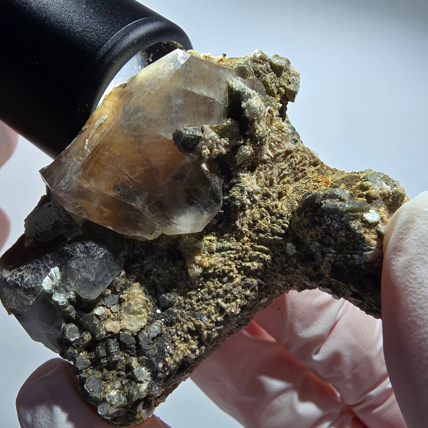 Muskovit, Rauchquarz, Schörl Turmalin, Hyalit Opal Erongo Namibia 62*47*25mm #12802