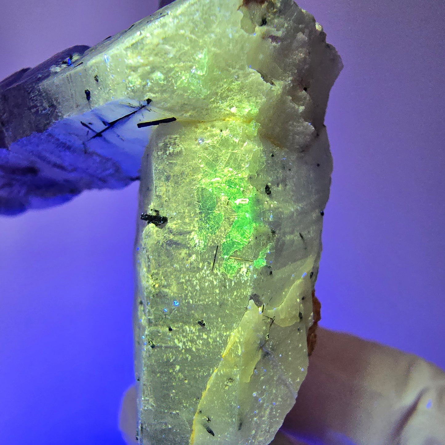Skelett Rauchquarz Zepter, Schörl Turmalin, Hyalit Opal Stufe Erongo, Namibia 70*59*28mm #12816