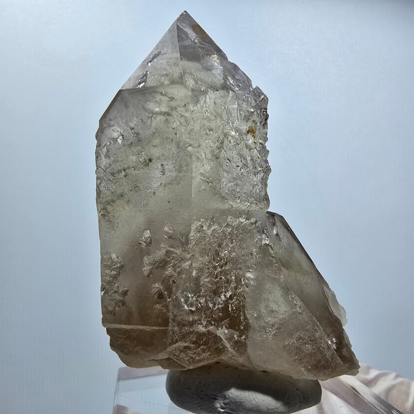 Skelett Rauchquarz mit Hyalit Opal Stufe Erongo, Namibia 72*44*36mm #12817
