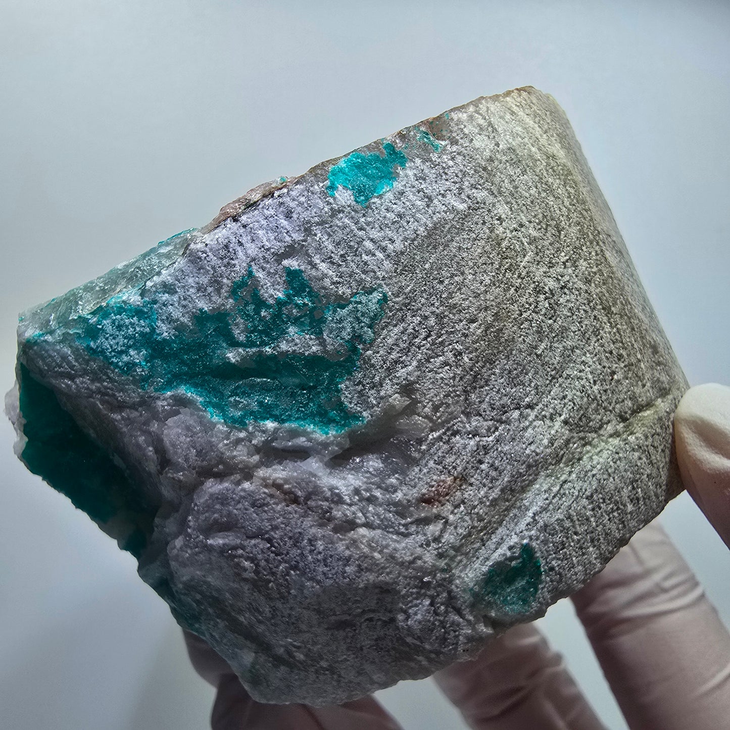 Dioptas auf Quarz Stufe Kaokoveld, Namibia 73*53*51mm #12824