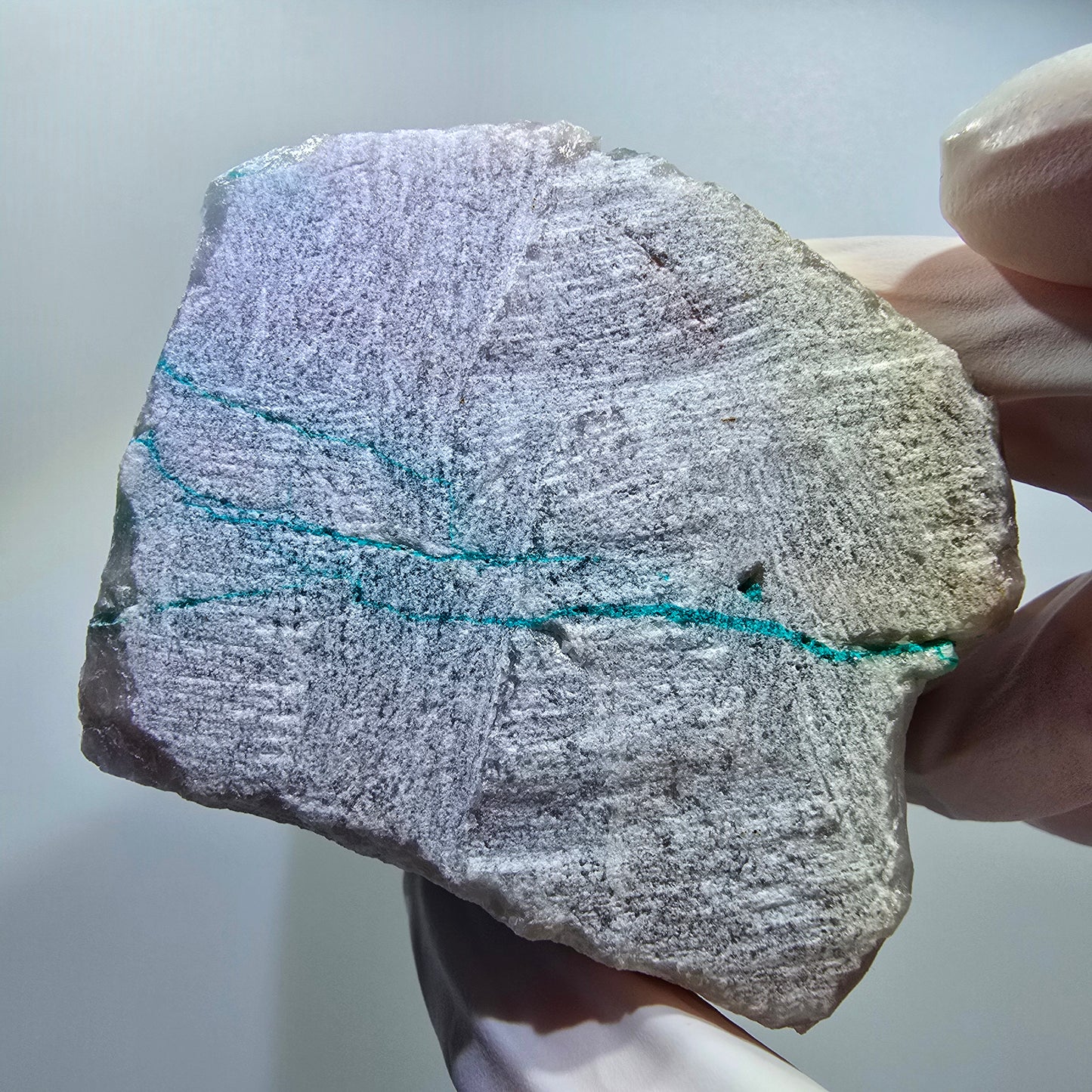 Dioptas auf Quarz Stufe Kaokoveld, Namibia 73*53*51mm #12824