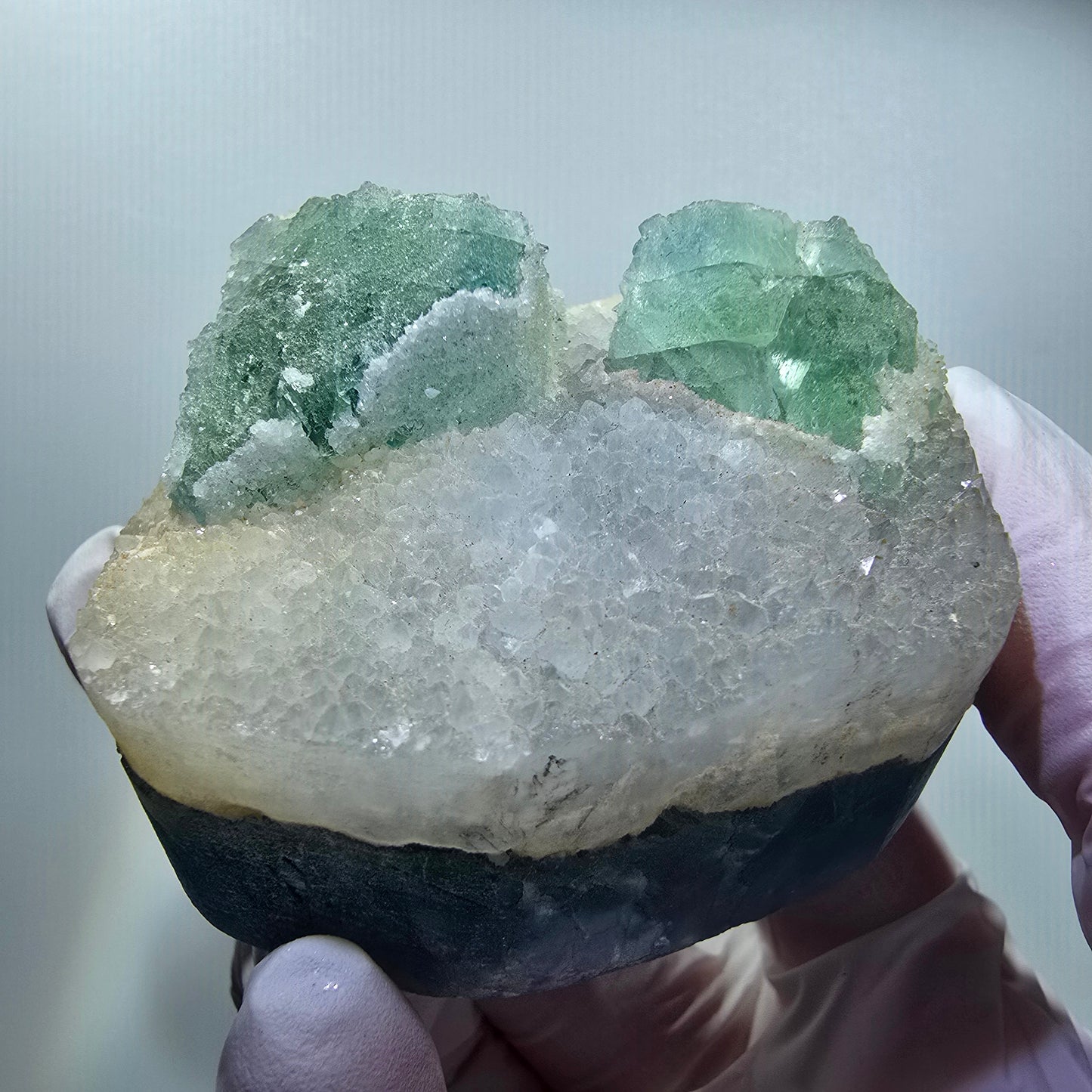 Phantom Fluorit, hexagonal auf Quarz Stufe Erongo, Namibia 65*57*37mm #12831