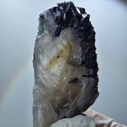 Cubes de fluorite colorés, quartz fumé, tourmaline schorl, muscovite Erongo, Namibie 66*33*12mm #12833