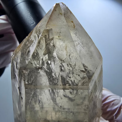 Grand squelette de quartz fumé avec schorl tourmaline, muscovite Erongo, Namibie 145*57*55mm #12835