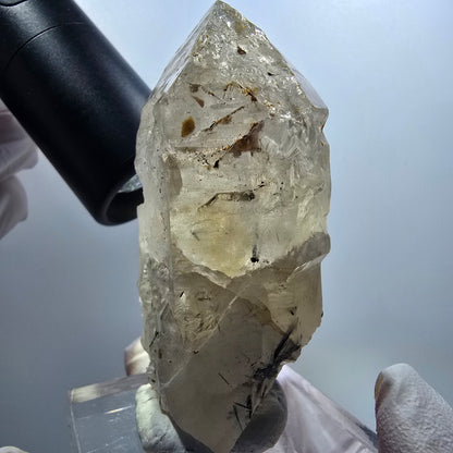 Quartz enfumé squelette enhydro, schorl, hyalite, 2x bulles (grandes) Erongo, Namibie 76*44*34mm #12837