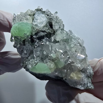 Prehnit, Starburst Quarz, Analcim, Calcit, Epidot Stufe Streep Mine Namibia 86*74*52mm #12849