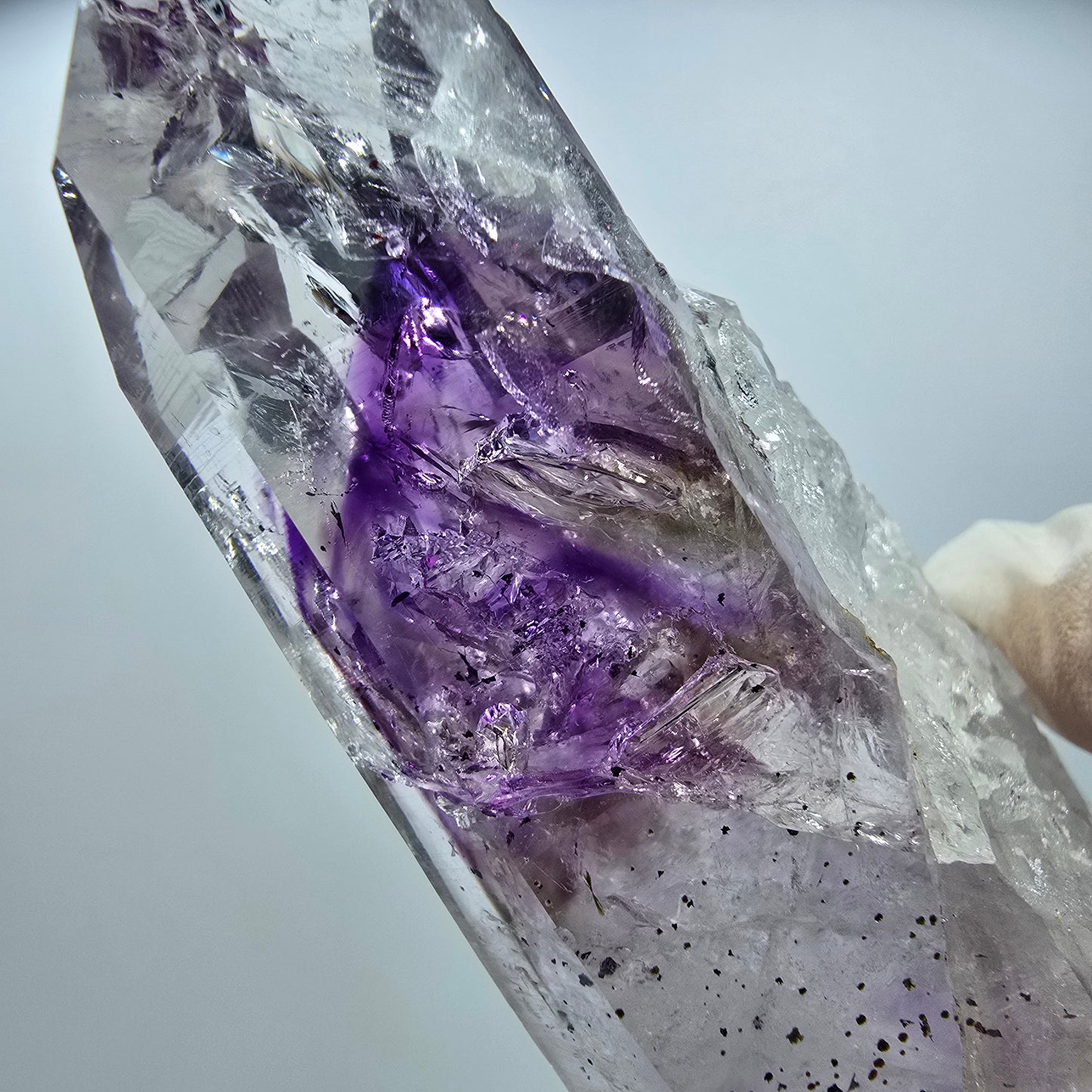 Große Hämatit Phantom Amethyst mit Analcim Streep Mine Goboboseb Namibia 115*41*25mm #12854