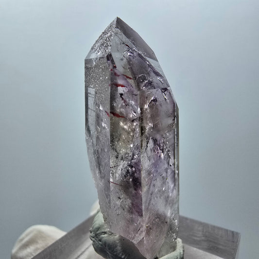 Enhydro Harlekin Phantom Amethyst, 1x Blase Streep Mine Goboboseb Namibia 40*20*13mm #12861