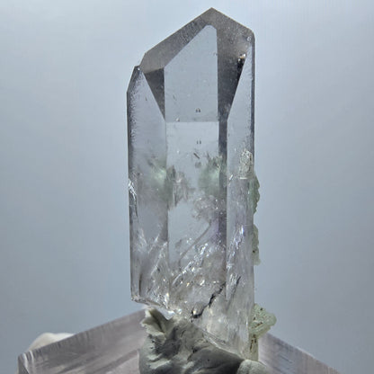 Quartz fumé fantôme Enhydro avec Analcime, Prehnite, 1 bulle Streep Mine Namibie 41*17*12mm #12869
