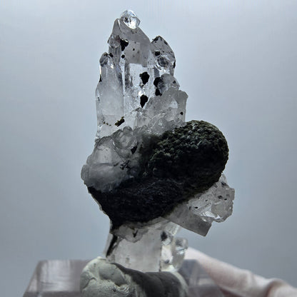 Quarz Doppelender mit Analcim, Hämatit, Calcit Würfel Streep Mine Namibia 38*18*16mm #12870