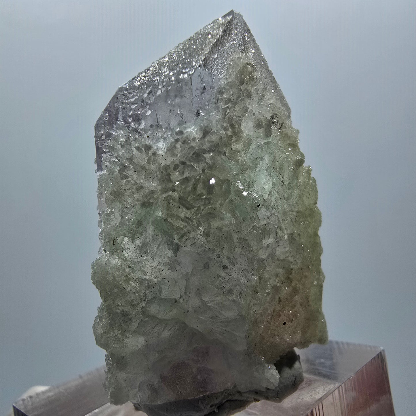 Améthyste fantôme lémurienne avec prehnite, analcime, hématite, mine Streep, Namibie 39*25*23mm #12872