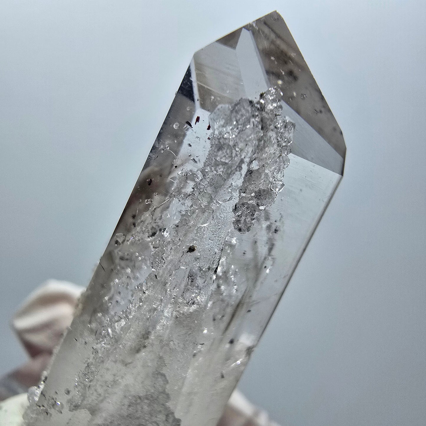 Quartz fumé fantôme Arlequin avec Analcime Mine Streep Goboboseb Namibie 47*16*15mm #12875