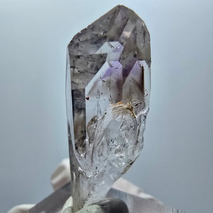 Enhydro Phantom Amethyst mit Hämatit, 1x Blase Streep Mine Goboboseb Namibia 40*14*13mm #12877
