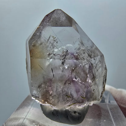 Phantom Amethyst Kristall mit Hämatit Streep Mine Goboboseb Namibia 28*24*16mm #12880