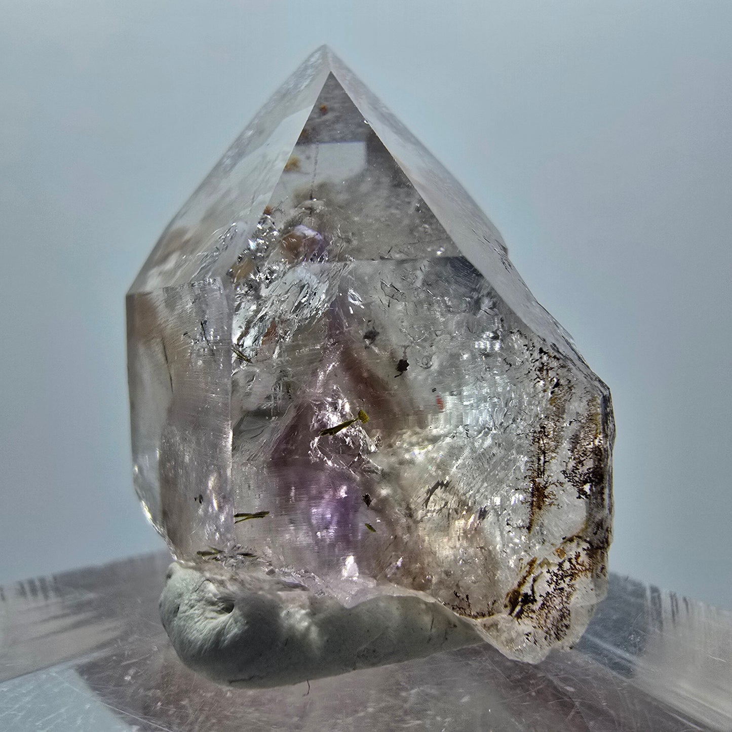 Phantom Amethyst Kristall mit Hämatit Streep Mine Goboboseb Namibia 28*24*16mm #12880